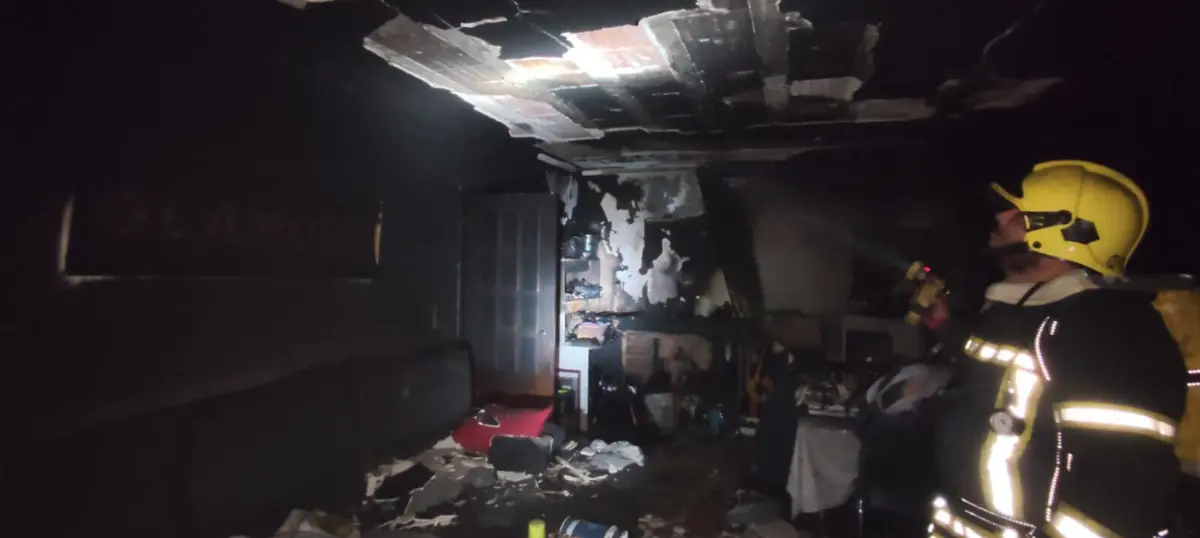 O fogo terá tido origem em equipamentos na cozinha