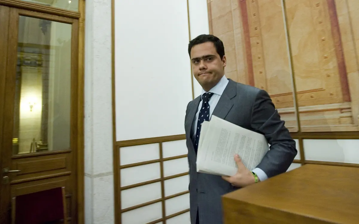 Sérgio Azevedo é um dos principais visados da acusação, com um total de 49 crimes imputados