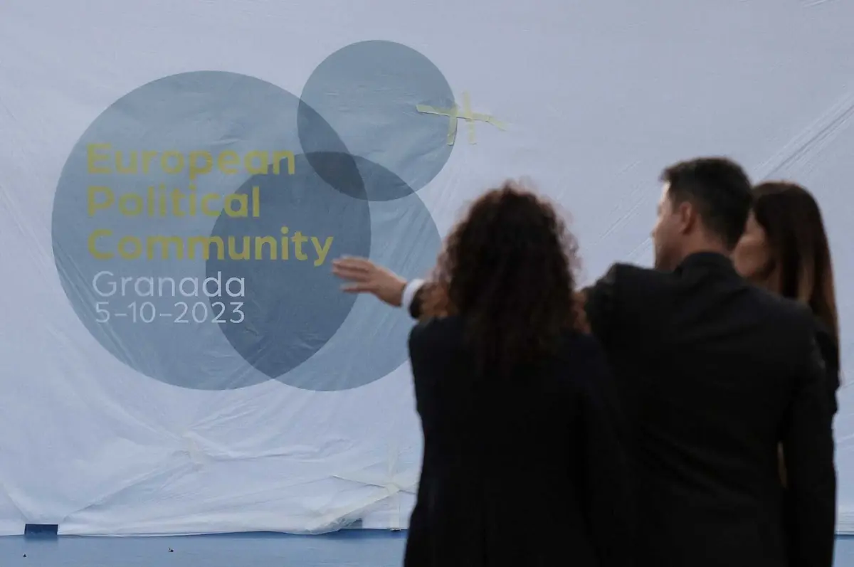 Perto de 50 líderes de países da Europa debatem em Granada futuro do continente