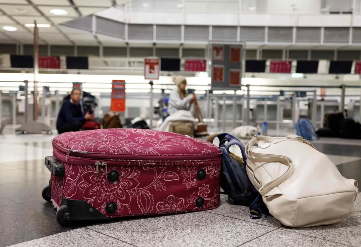 Cerca de 17 voos com partida de Munique já tinham sido cancelados na noite de quinta-feira