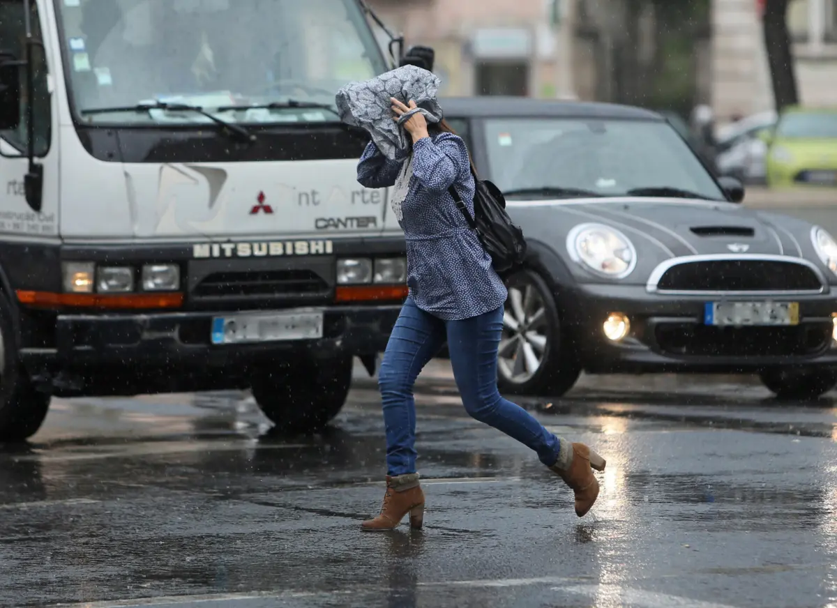 Depois de uma segunda bastante chuvosa, a previsão aponta para que quarta e quinta-feira sejam os dias em que precipitação será mais intensa