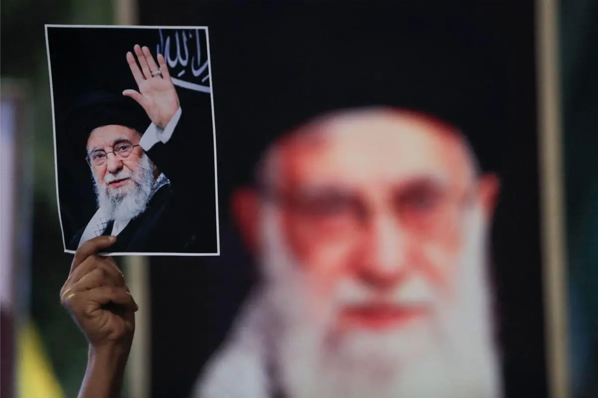 Os conservadores preferem um líder mais rígido do que Khamenei, morto no sábado