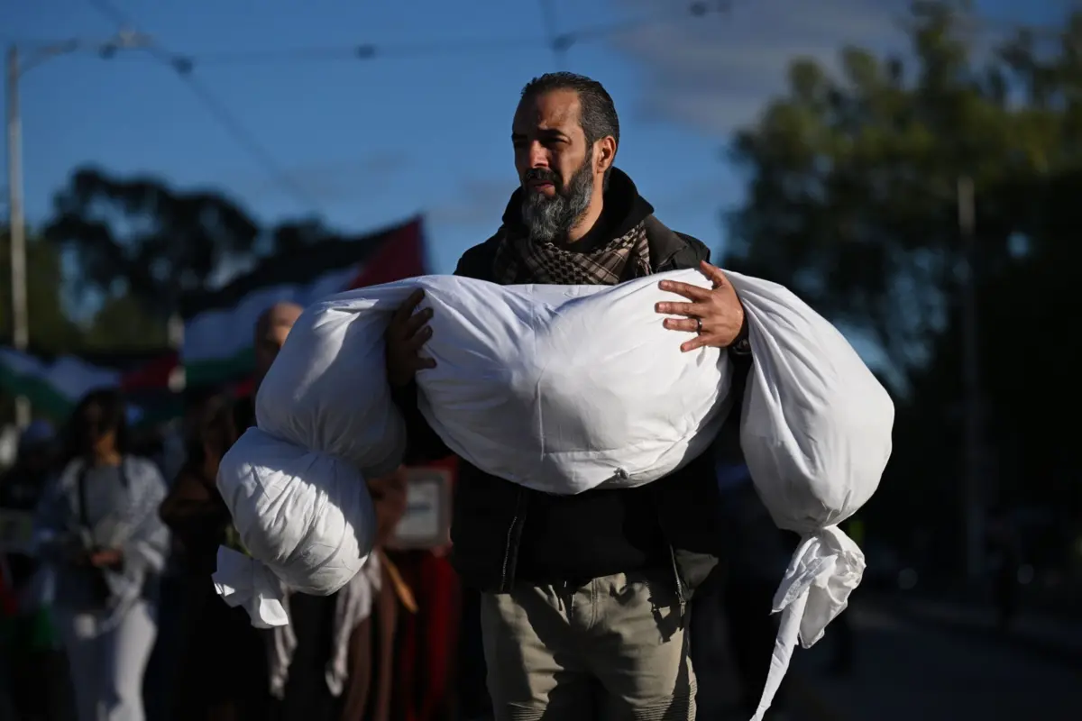 Imagem de contexto do artigo Israel identifica corpos de quatro reféns entregues pelo Hamas