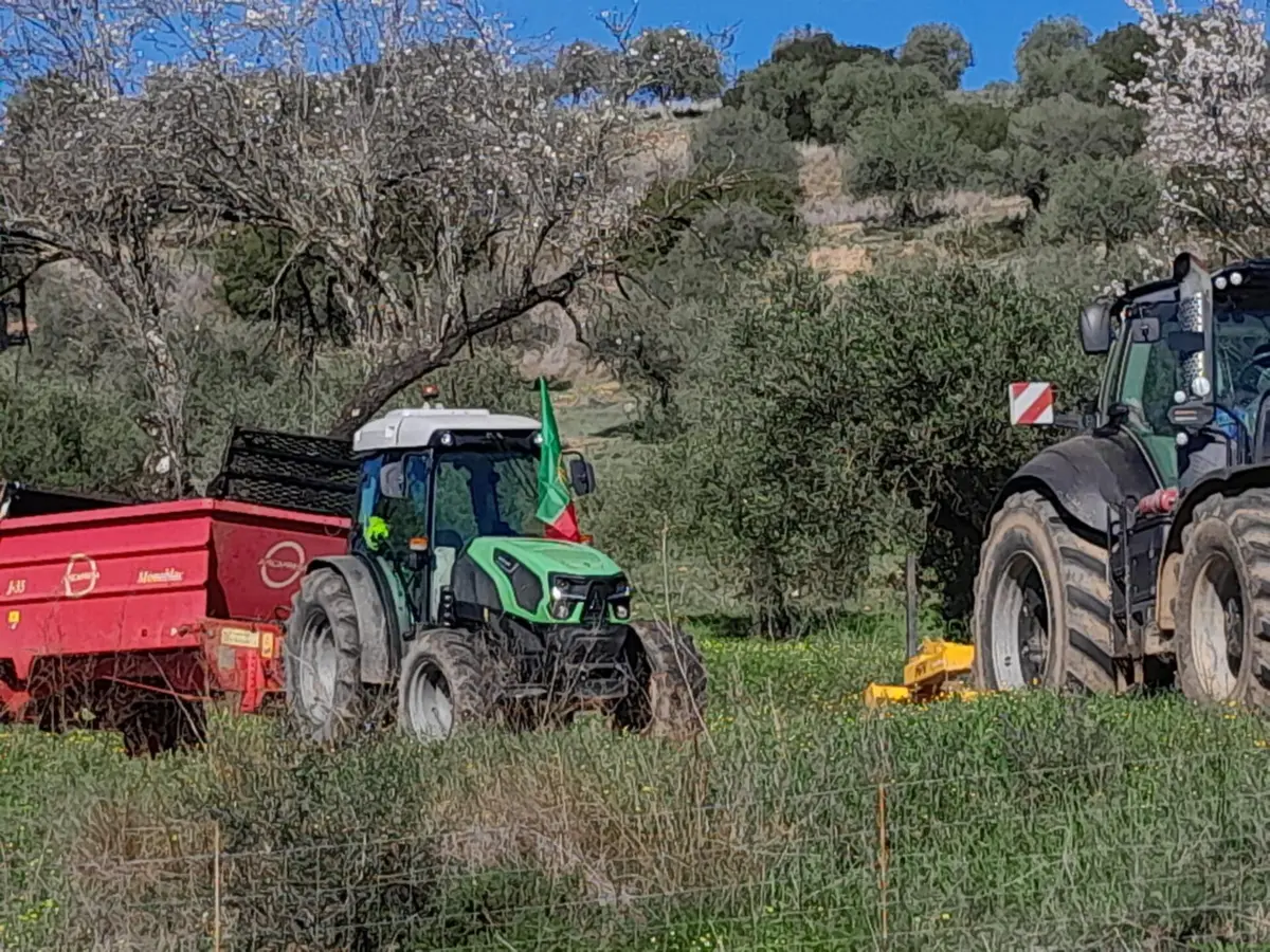 Protesto dos agricultores na EN260 em fevereiro de 2024