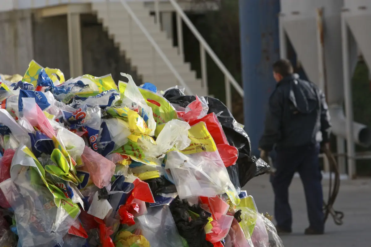 Percentagem de plástico reciclado é de apenas 22%