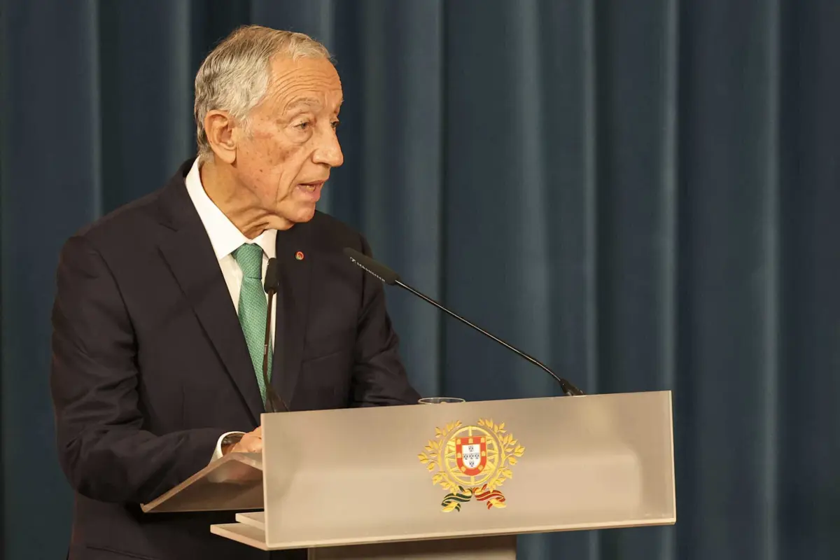 Marcelo Rebelo de Sousa transmitiu condolências ao presidente francês