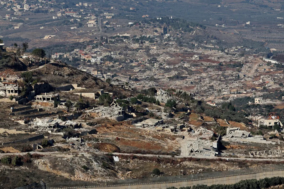 O cessar-fogo prevê a retirada do exército israelita do Líbano no prazo de 60 dias