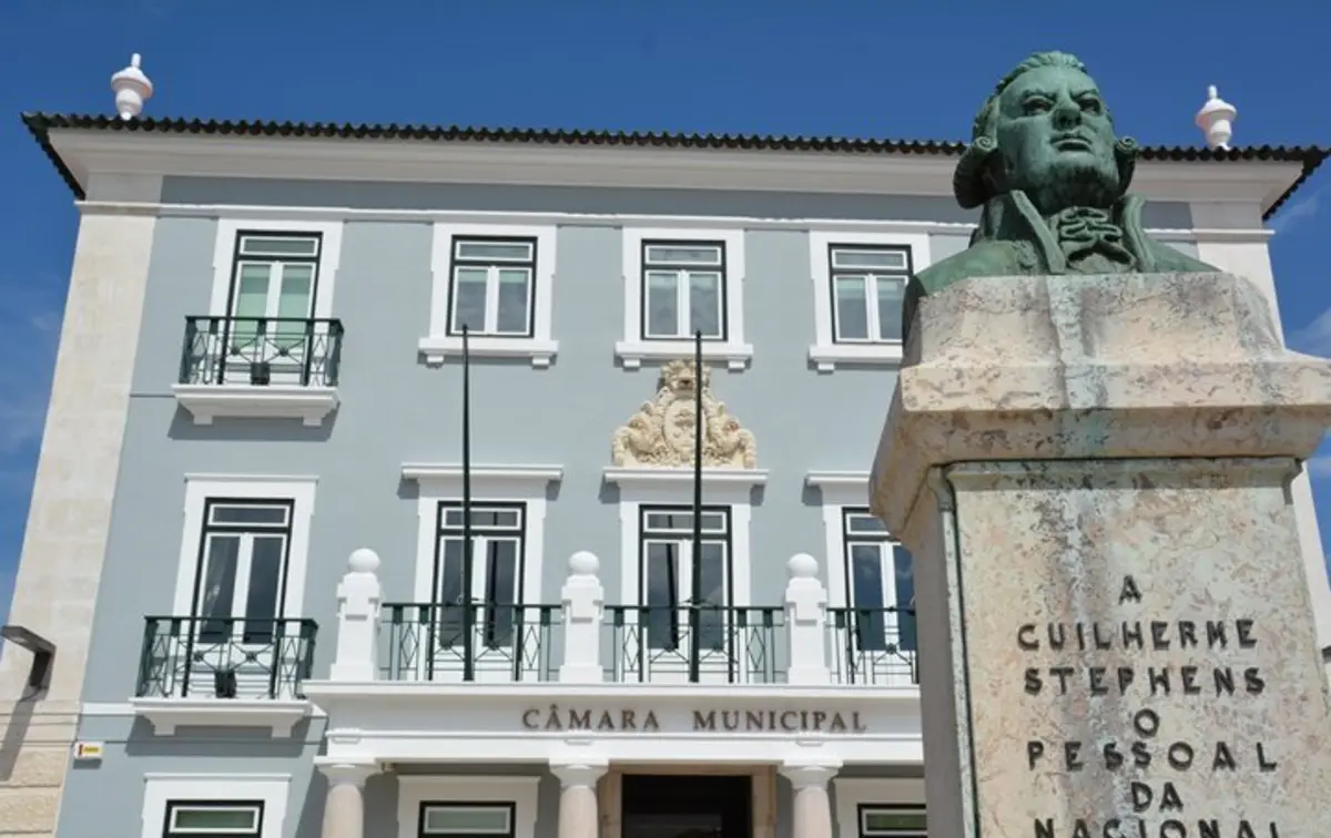 Eleições autárquicas realizam-se a 12 de outubro