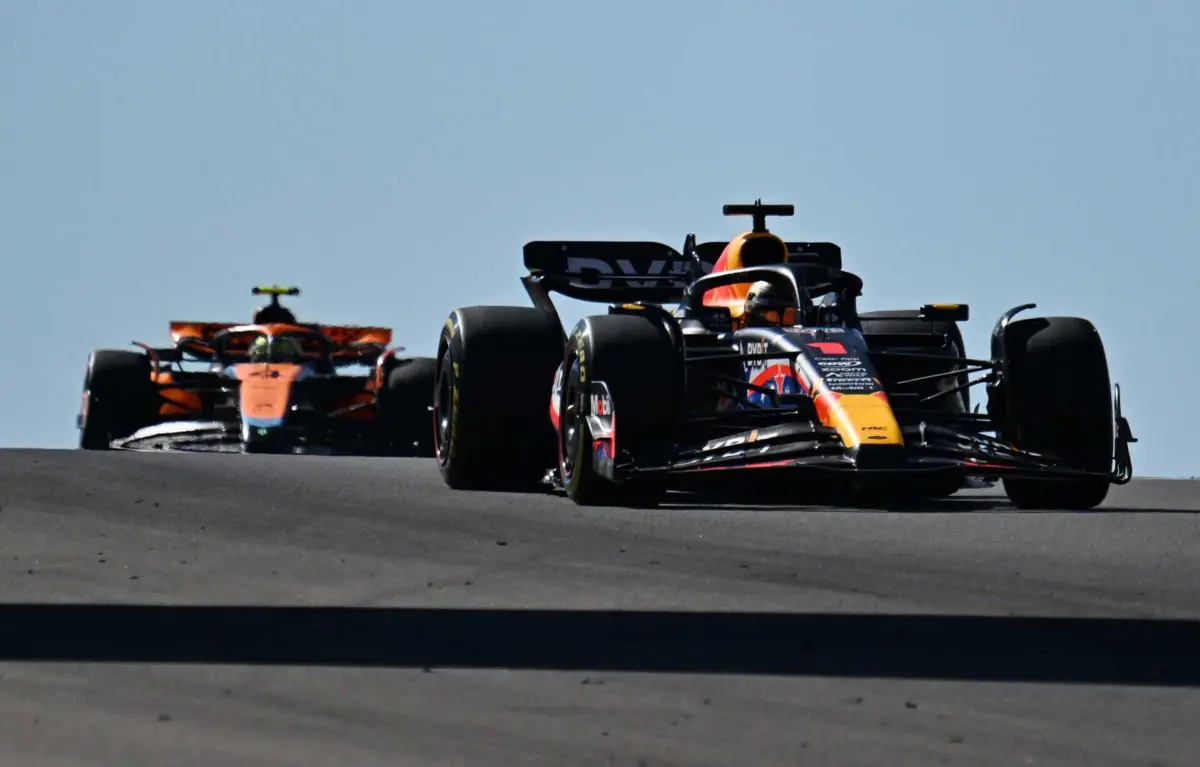 Max Verstappen e Lando Norris protagonizaram uma grande corrida