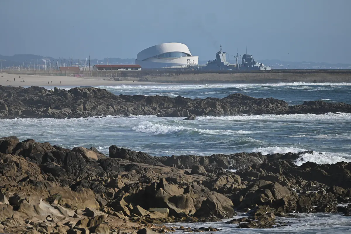 Equipamento de investigação, que começa a ser construído esta terça-feira, vai custar 12 milhões de euros