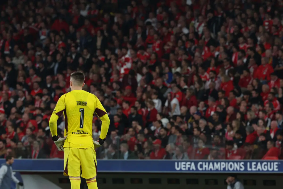 Trubin foi mal batido no golo do Casa Pia