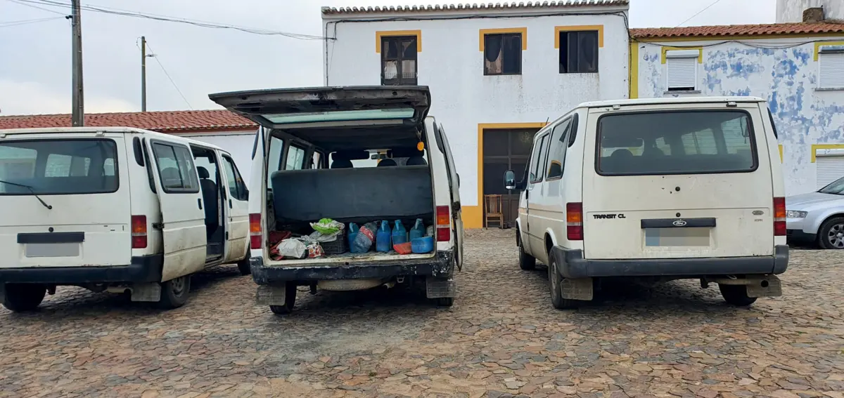 Os detidos serão presentes a primeiro interrogatório judicial amanhã, quarta-feira