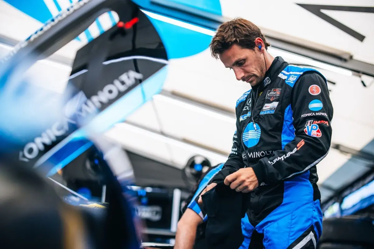 Filipe Albuquerque assume liderança do IMSA