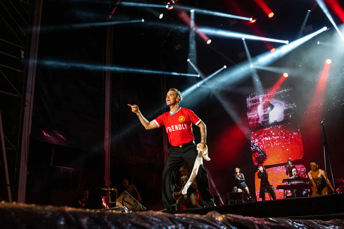 Robbie Williams atuou, em 2023, no North Festival