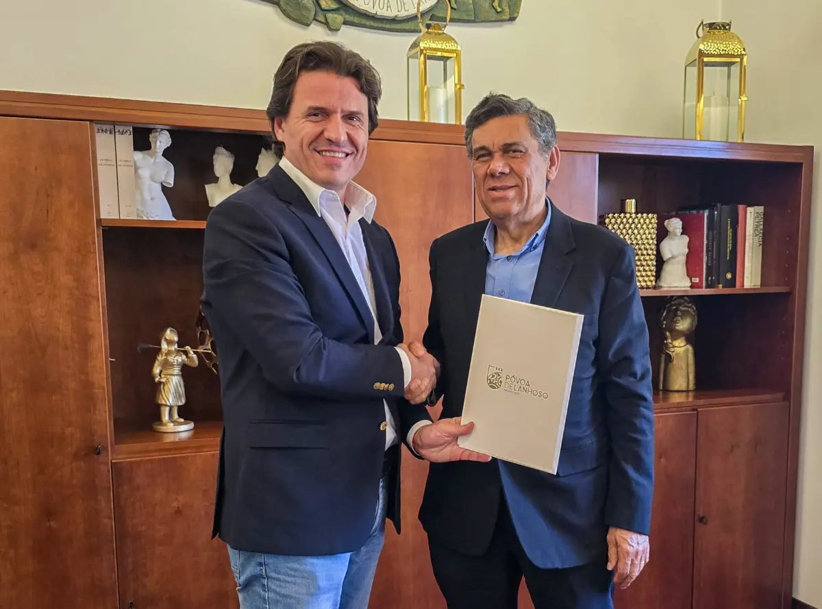 Autarquia povoense faz saber que assinou um contrato de empreitada com a ABB