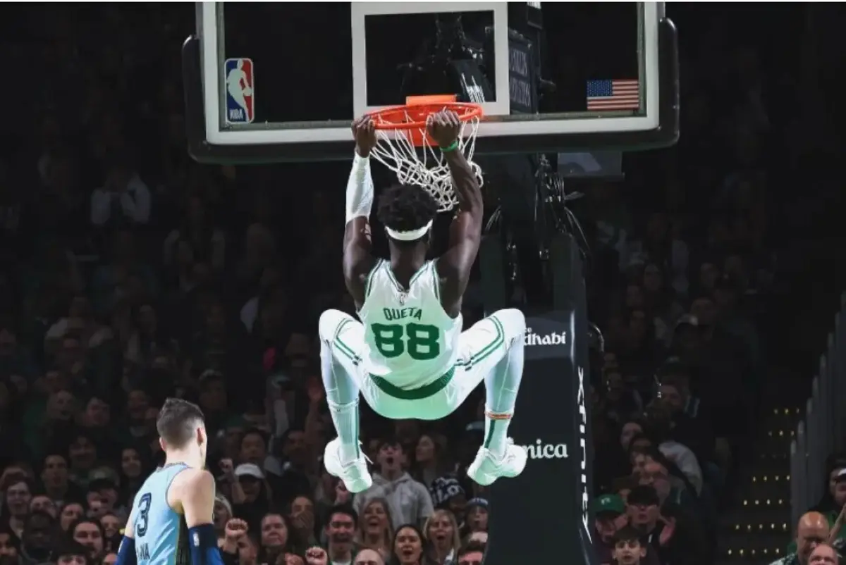 Poste português tem médias de 5,3 pontos, 3,8 ressaltos e 0,8 minutos esta temporada