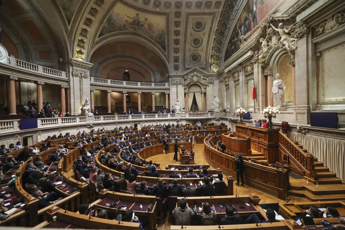 Mulheres representam cerca de um terço dos lugares ocupados no Parlamento