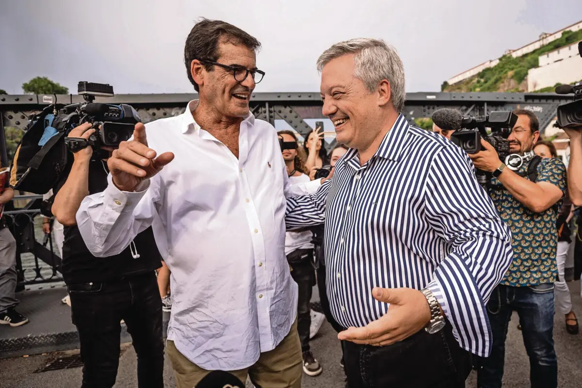 Rui Moreira (independente com apoios à Direita) deixa a Câmara do Porto após três mandatos, enquanto Eduardo Vítor Rodrigues (do PS) já saiu em Gaia