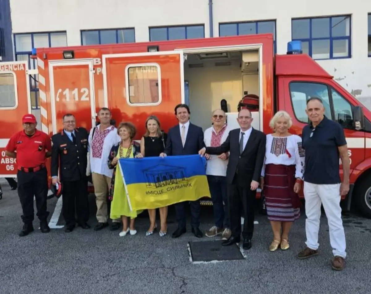 O centro quer ainda encher a ambulância com donativos e medicamentos