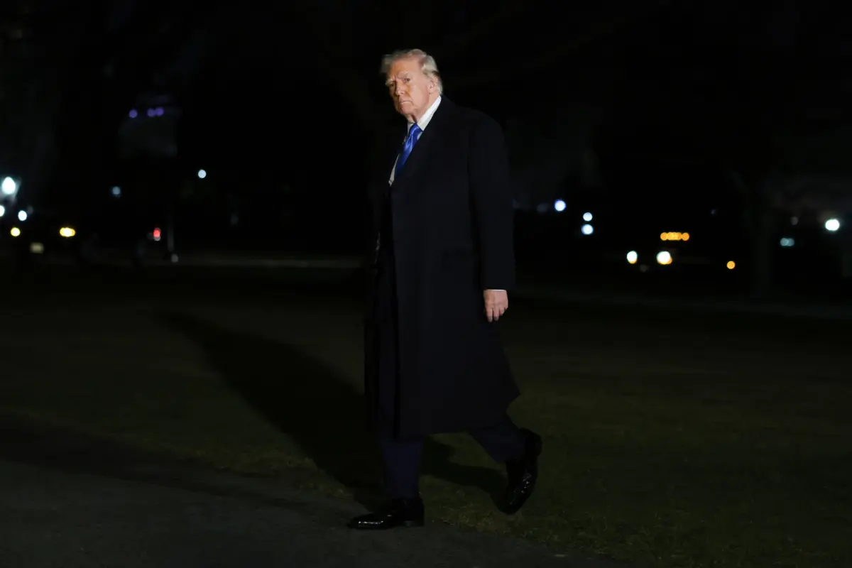 Donald Trump assinou no sábado a ordem executiva para a aplicação de taxas aduaneiras aos produtos provenientes do Canadá, do México e da China