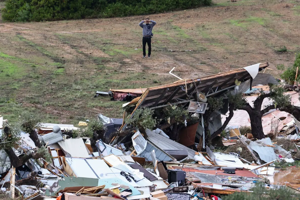 O tornado que atingiu Albufeira causou a morte a uma cidadã britânica de 85 anos