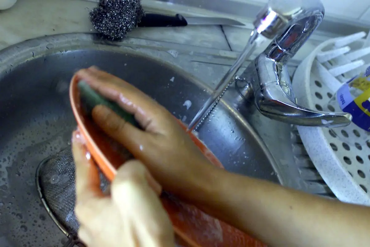 No regime convencional, "o desconto por hora dos trabalhadores domésticos é abaixo do valor do salário mínimo"