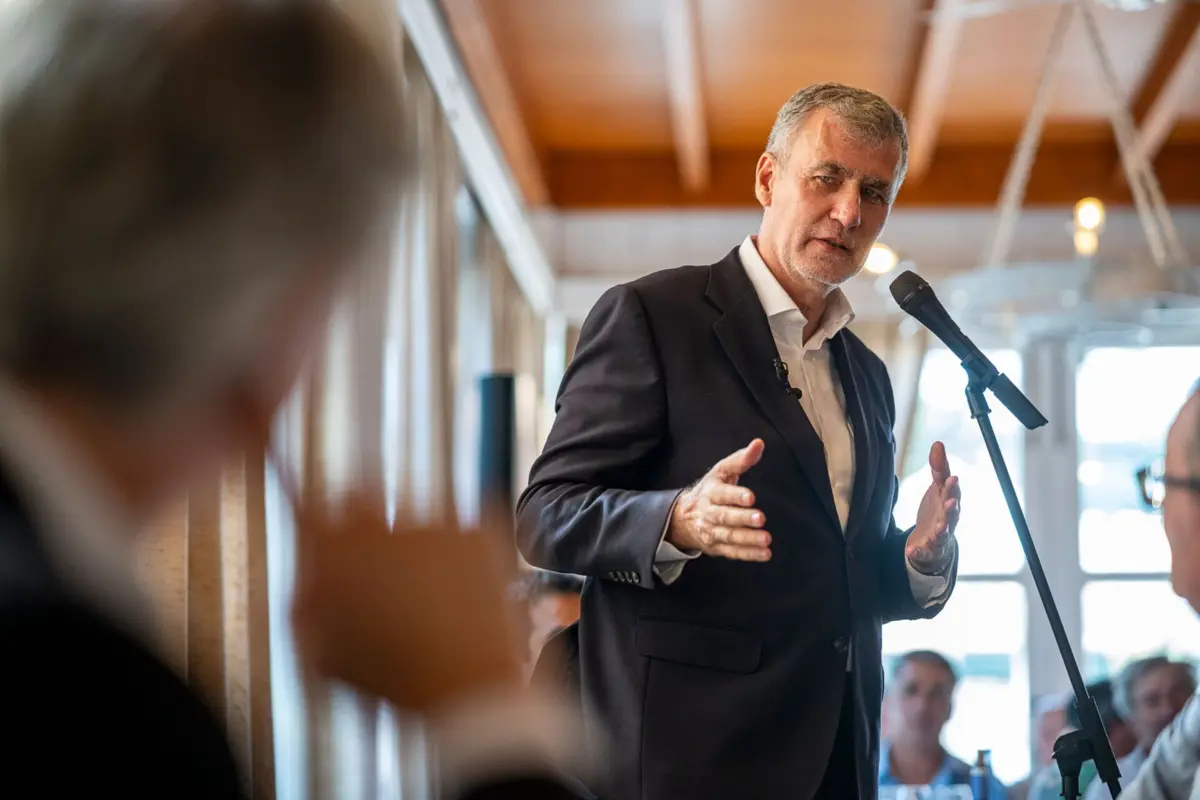 O candidato presidencial Gouveia e Melo