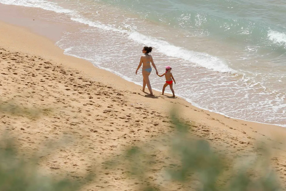 Foram recolhidas amostras de 673 locais, 512 da zona costeira