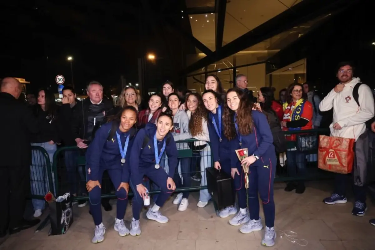 Chegada das vice-campeãs mundiais