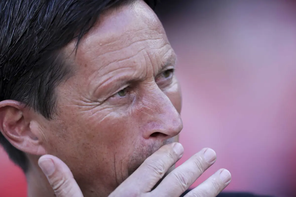 Roger Schmidt obrigado a preparar novo plano de ataque