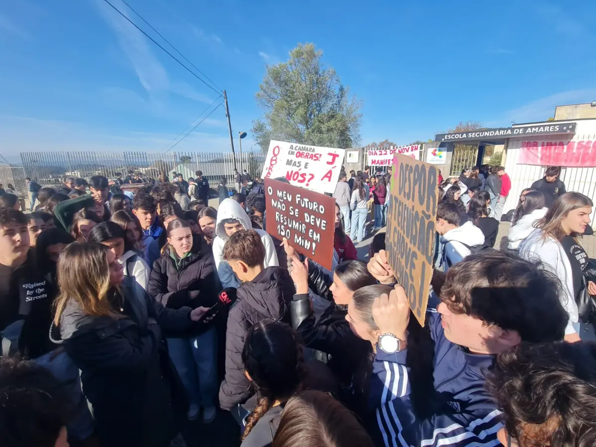 No topo das preocupações está a “falta de condições” em termos térmicos