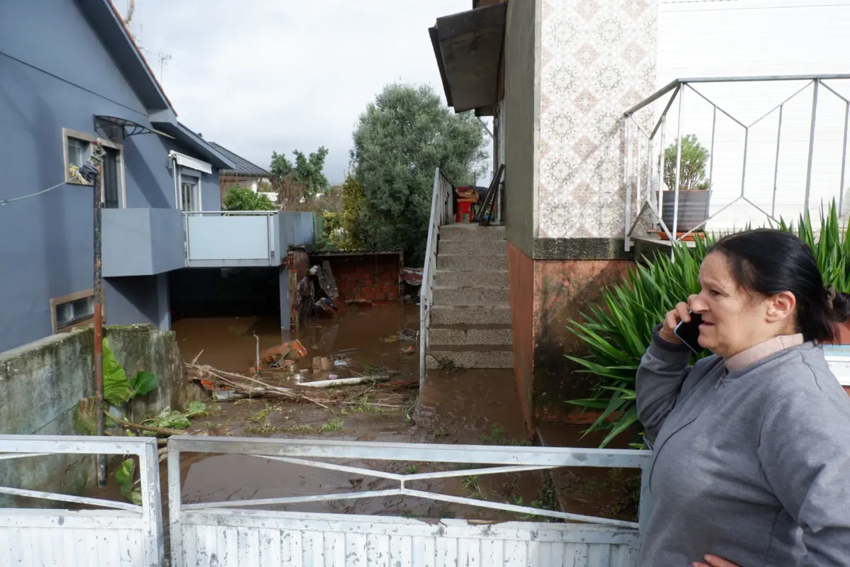 Em alguns locais, a água subiu quase dois metros