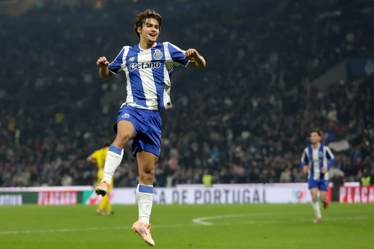 Golo fantástico do jovem atacante deu brilho à vitória no Dragão