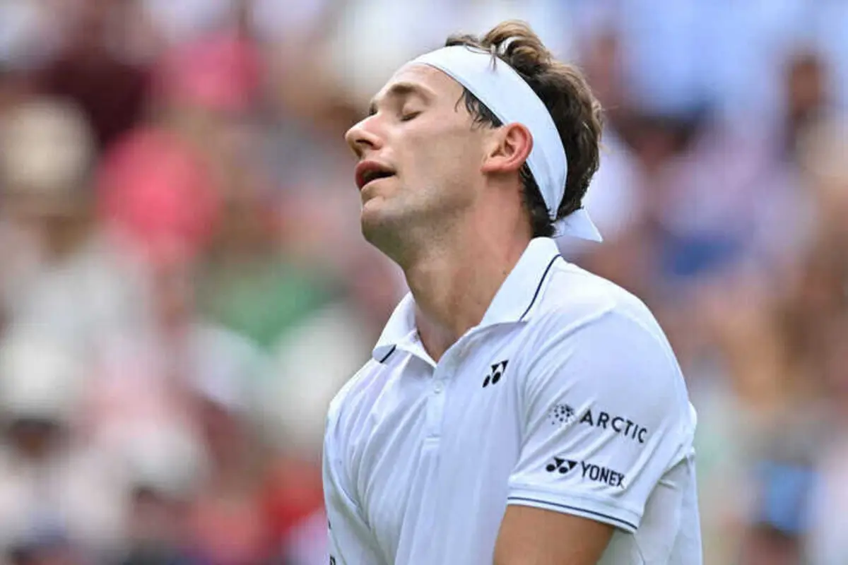 Casper Ruud foi eliminado na segunda ronda de Wimbledon