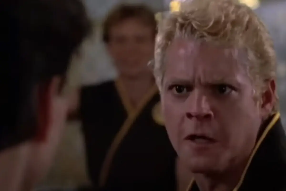 Chad McQueen interpretou Dutch, vilão em Karate Kid