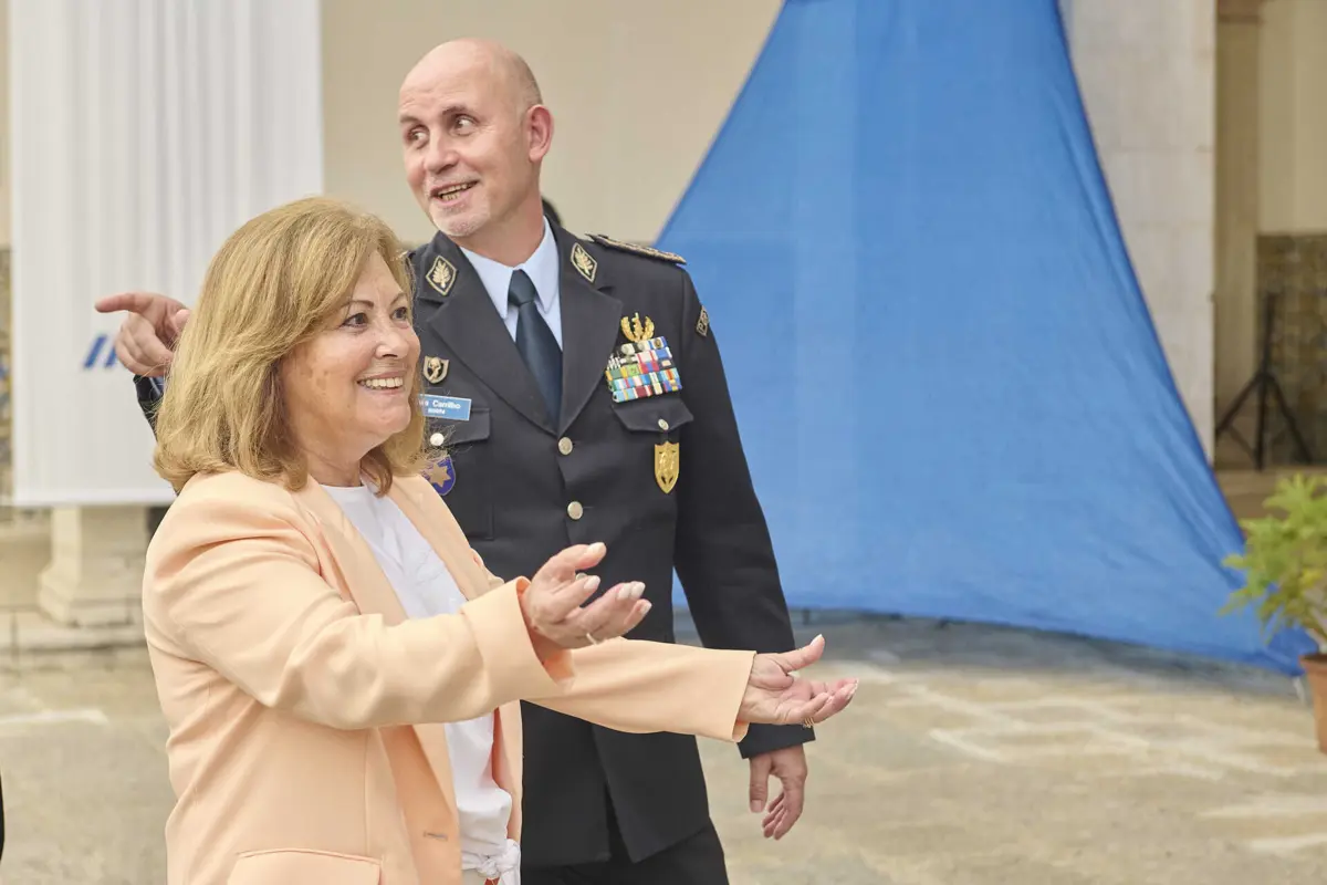 Margarida Blasco com o diretor nacional da PSP, Luís Carrilho