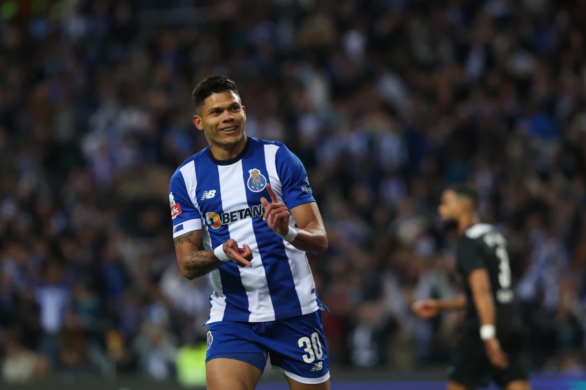 Evanilson nunca tinha convocado para representar a seleção brasileira