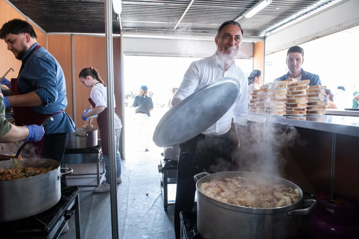 Caldeirada Comunitária nas Caxinas é servida gratuitamente