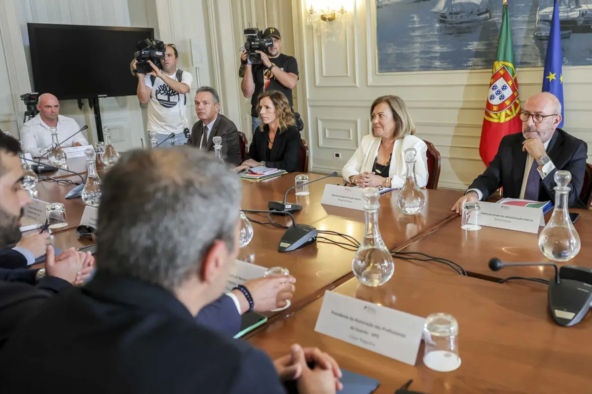 Negociações entre MAI e Plataforma começaram em abril