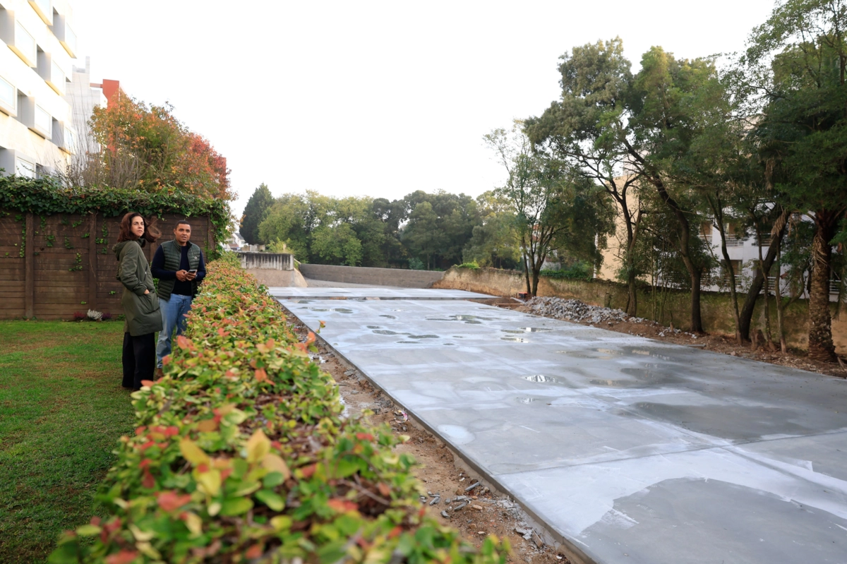 Moradores temem impacto dos campos de padel no meio das habitações