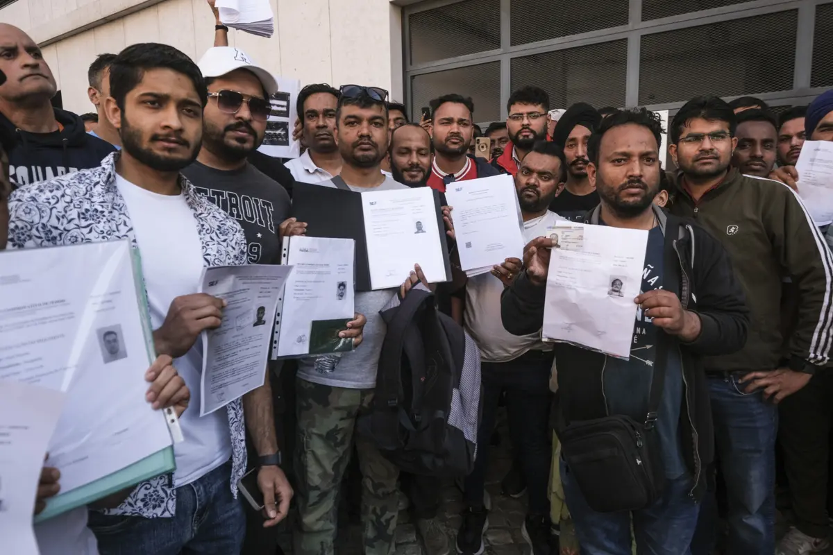 Governo passou a estipular que só quem tenha pedido, junto dos consulados portugueses, um visto para poder trabalhar em Portugal, o possa fazer, caso contrário não conseguirá regularizar-se no país