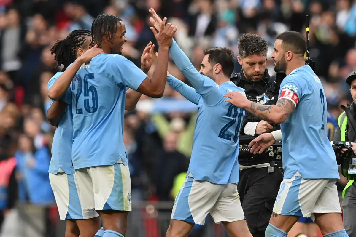 Manchester City segue em frente, na Taça de Inglaterra