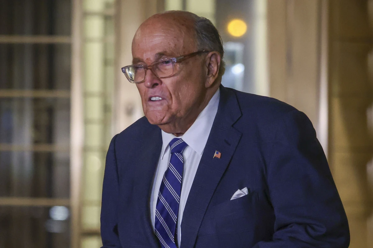 Imagem de contexto do artigo Juiz condena Rudy Giuliani por desrespeitar ordens do Tribunal num caso de difamação