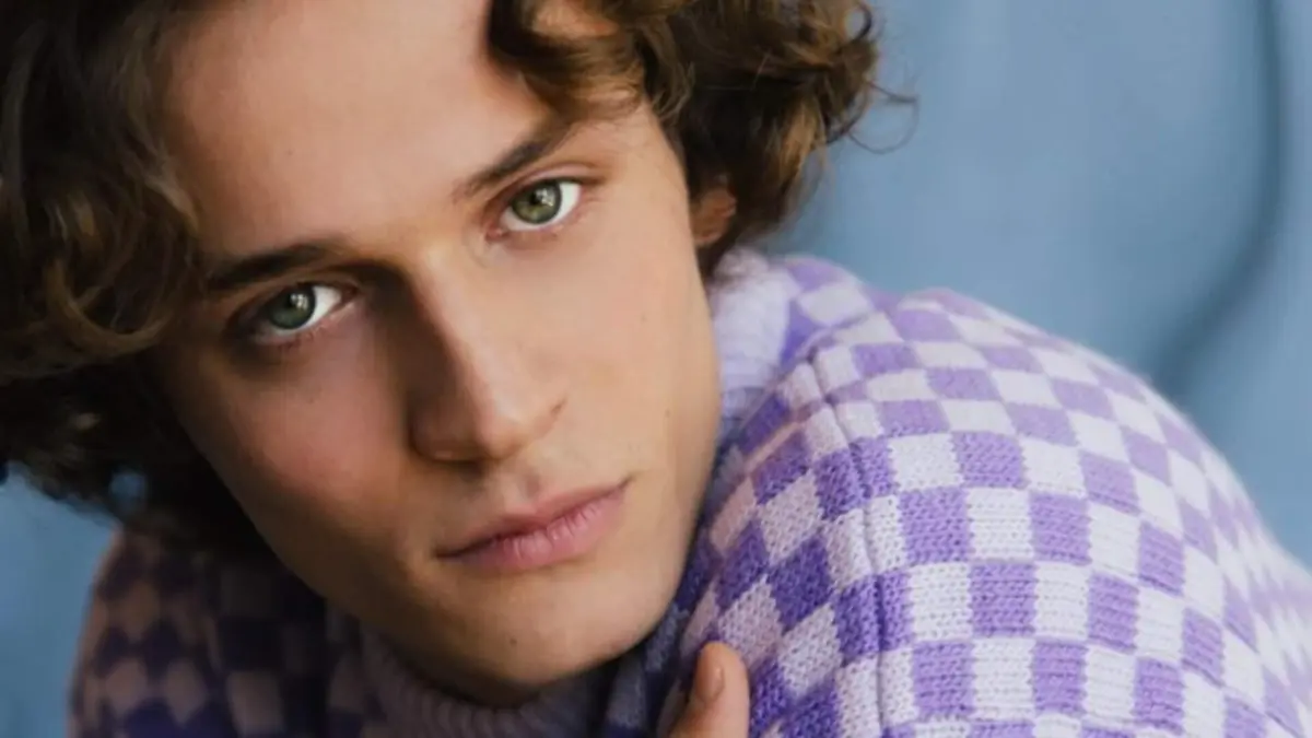 "A minha forma de ver o mundo deve-se à minha origem, existe uma maneira de estar com o outro e com a natureza muito própria dos ciganos"