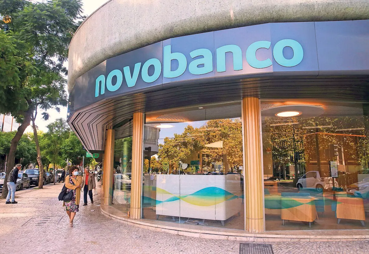 Comissões da Conta 100%, do Novo Banco, aumentaram em abril e voltam a subir a 19 de janeiro