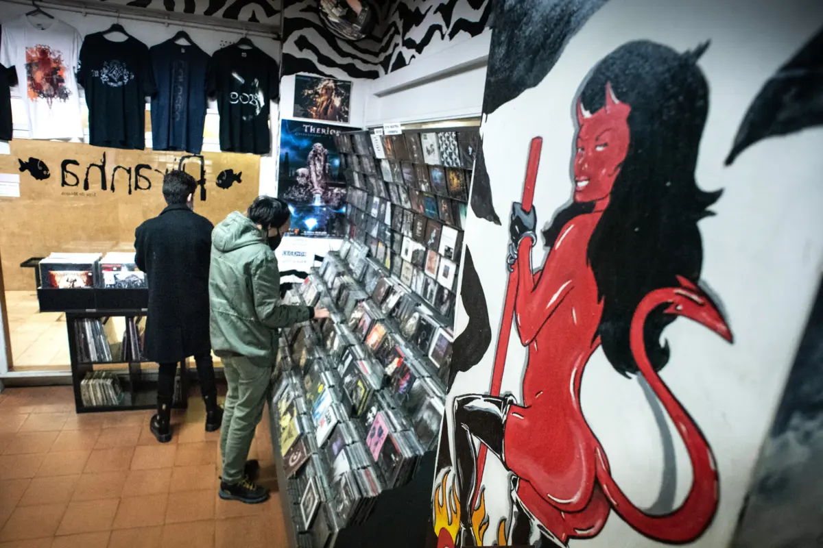 Vendas físicas desceram menos de um por cento, totalizando 8.8 milhões de euros