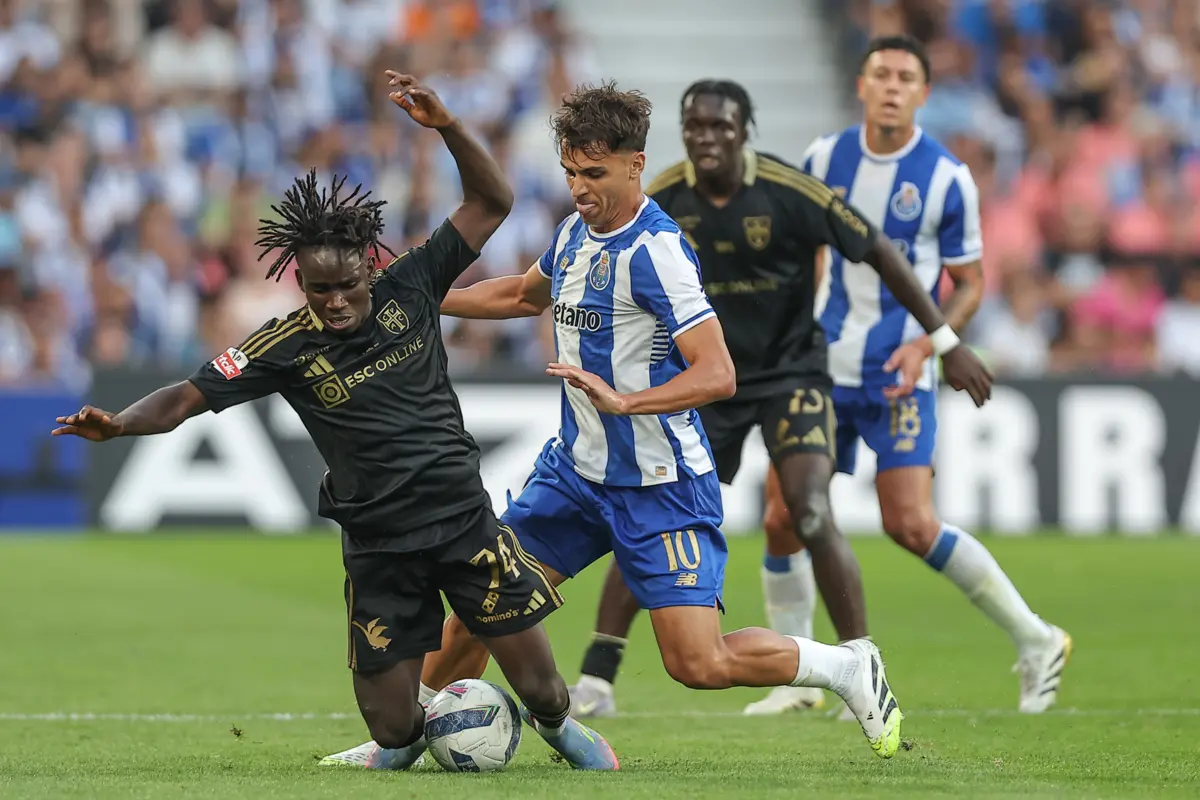 Gabri Veiga regressa à titularidade no F. C. Porto