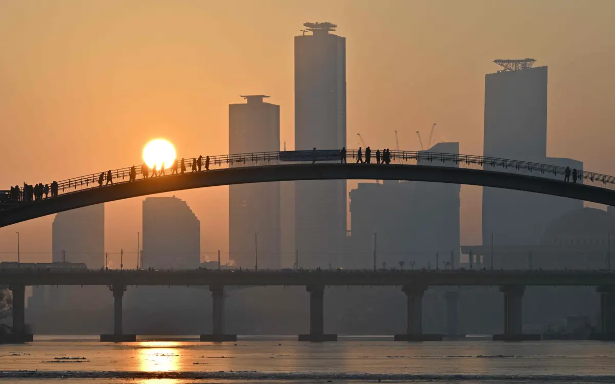 Relatório divulgado por Kim Ki Duck tem por base tentativas de suicídio nas pontes ao longo do rio Han