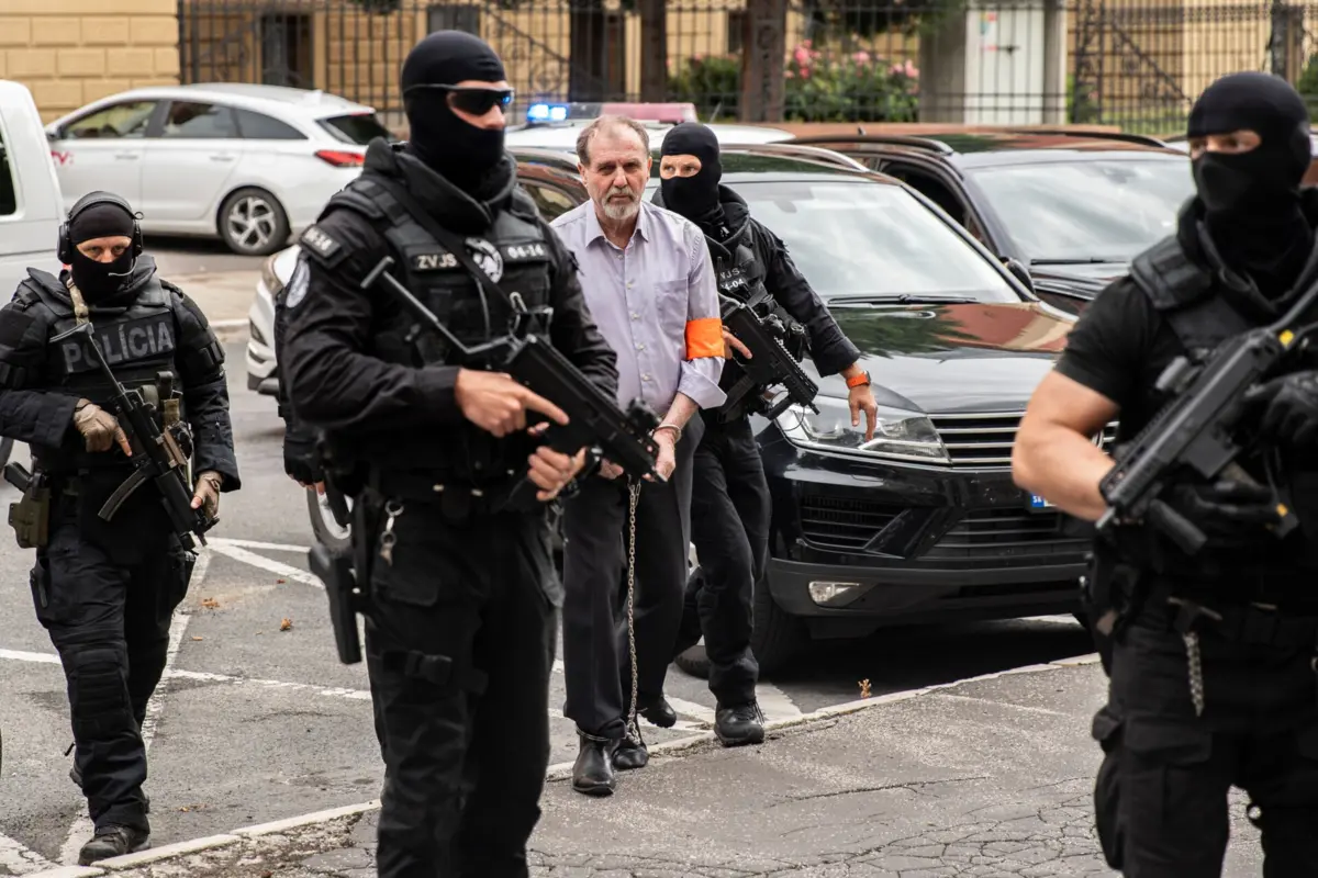 Juraj Cintula, um reformado de 72 anos, é acusado de ter disparado cinco vezes contra Robert Fico