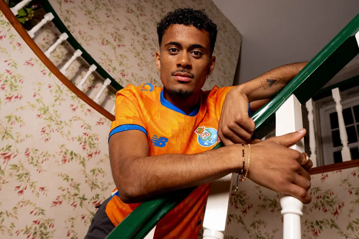 Gonçalo Borges com o equipamento alternativo de 2024/25